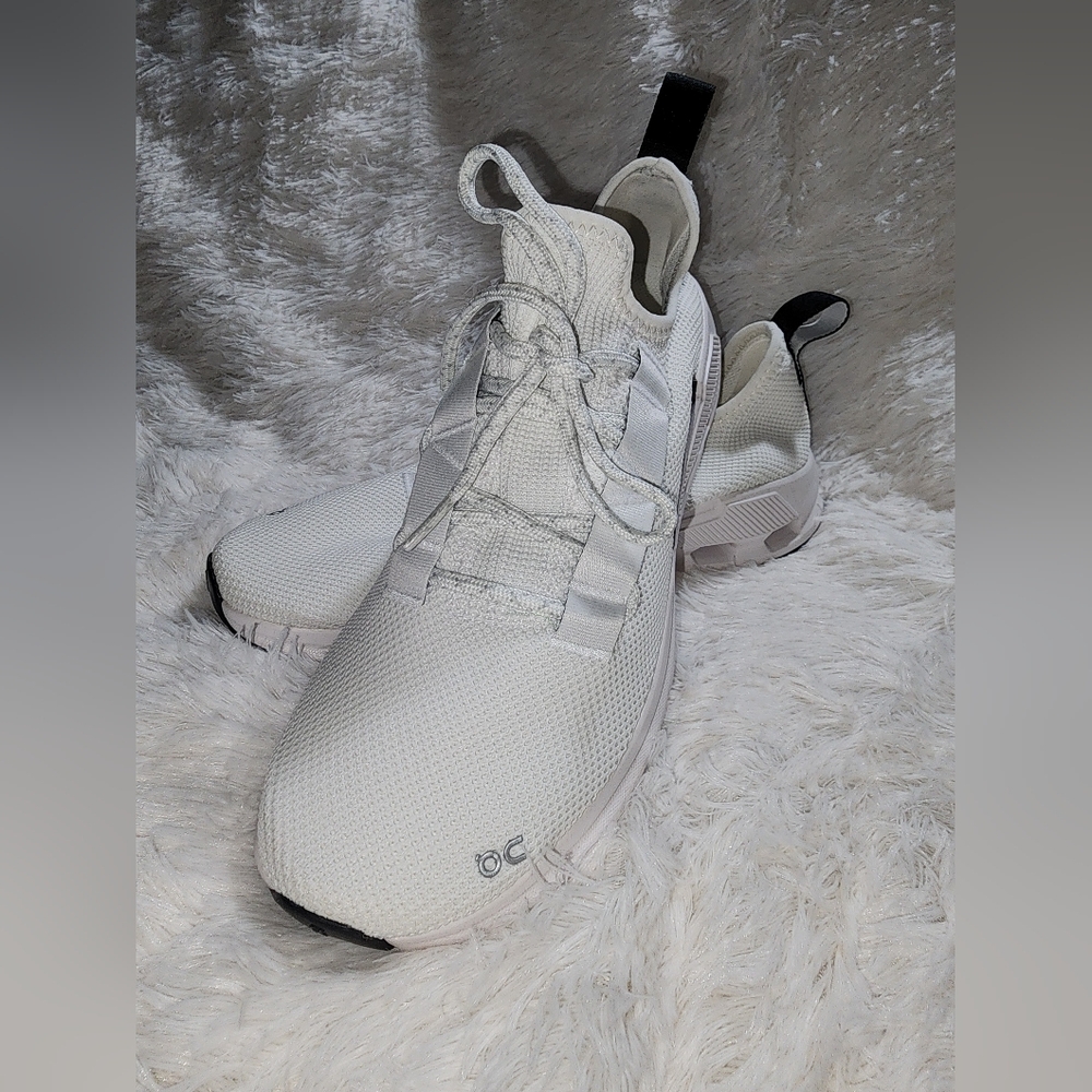 ON Running Cloudeasy NWOT Size 9 Mens - Picture 5 of 14